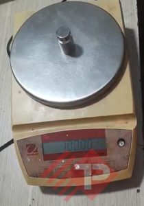 Sửa cân điện tử PA2102 OHAUS báo lỗi Err.8.3, Err 8.4