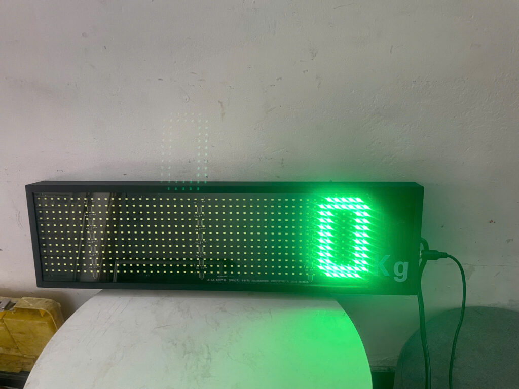 Màn hình phụ gắng cho đầu cân K17